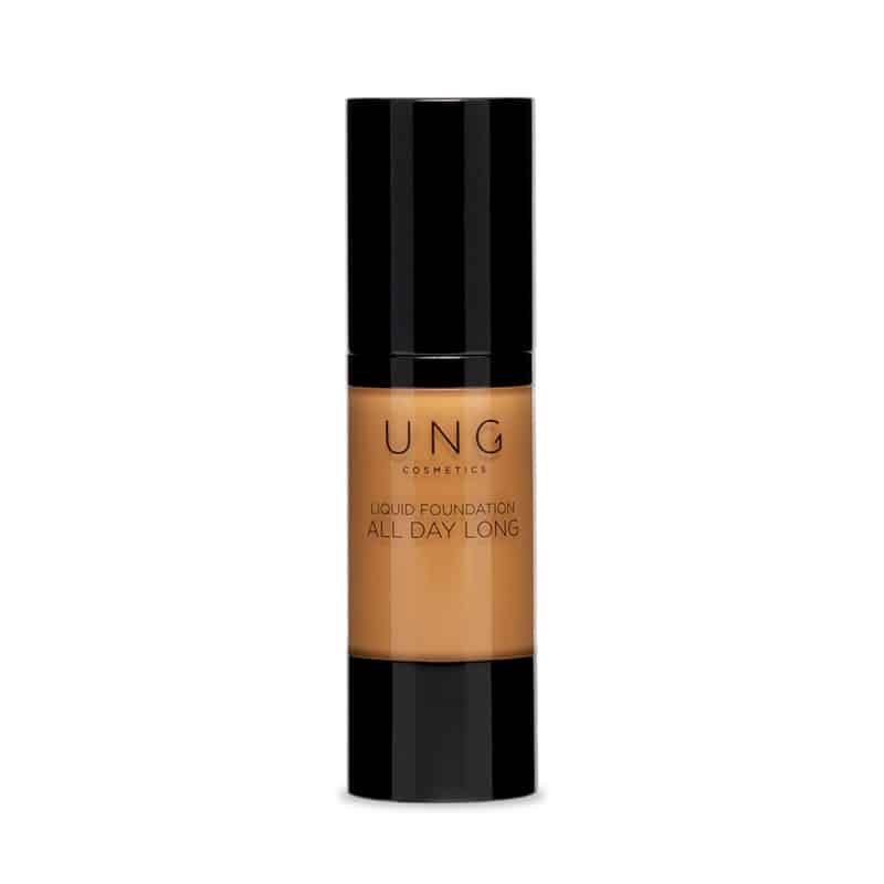 UNG All Day Long Foundation Latte
